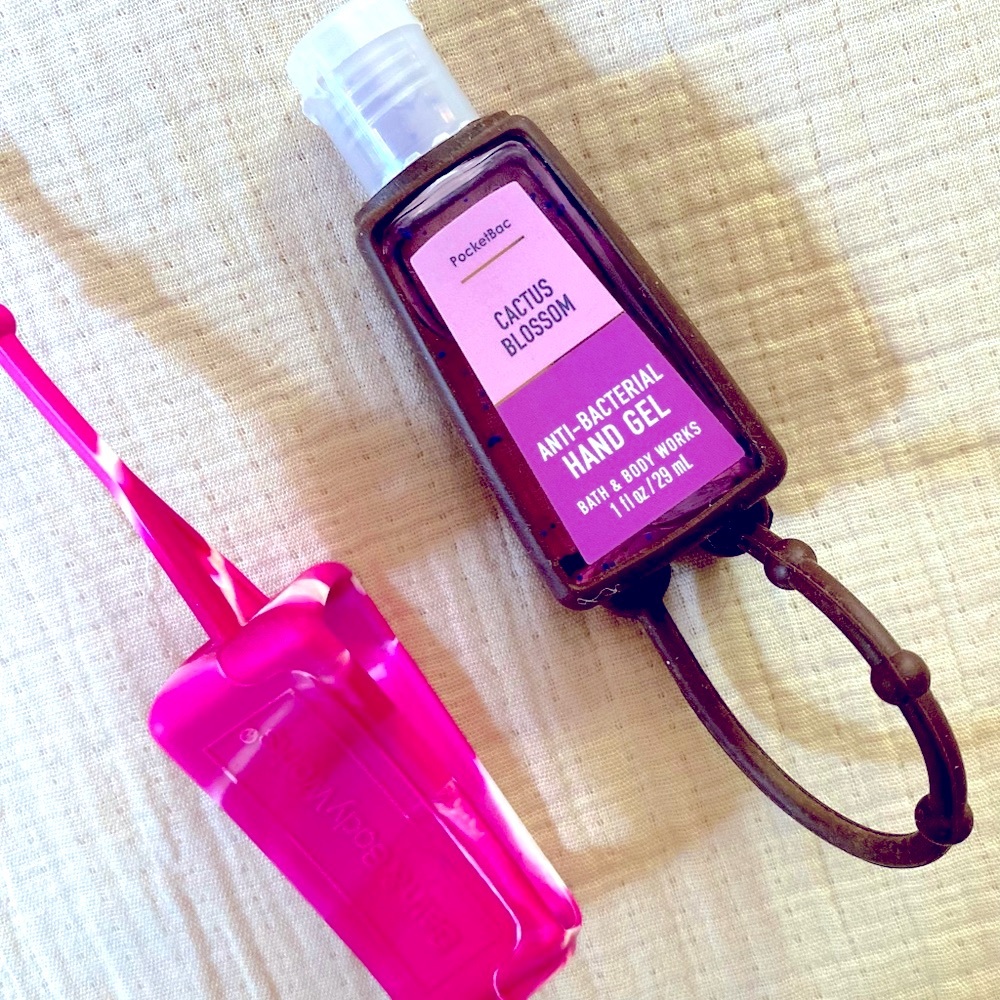 BBWs sanitizer set